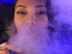 Smoking Sexy Colombian Teen - Vape really Good