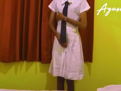 Sri Lankan School Girl Fucked by her Step Brother ස්කූල් කෙල්ලෙක්ට ගහනව