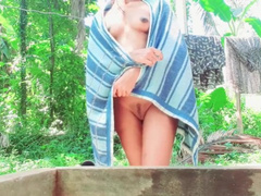 Sri Lankan Outdoor Towel Bath වල් කෙල්ලෙක් මං අරින්න ආසයිද