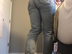 Quick Spy Clip- look at that ASS in Jeans!