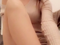 Ellieleen1 (aka ellieleen11, ellieleen, elliemayli) pretty outfit for you and is sucking it raw OnlyFans private video