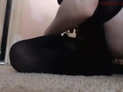 Kitten_xx playing with a furry butt-plug, then with dil