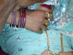 Desi Married Bhabhi Fuck in Wedroom