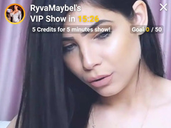 RyvaMaybel vip show