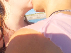Public Sex in the Ocean: Lesbians Bring Toy Underwater + Fingering, Kissing