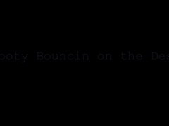 Lucyslounge booty bouncin on the desk Video