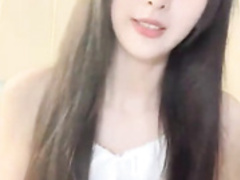 Cute Chinese girl webcam