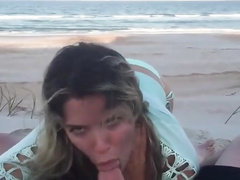 23yr old Nikki blowing fucking boyfriend at the beach