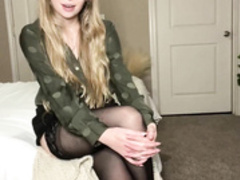 Pantyhose_Princess99 OF Earning Some Extra Credit