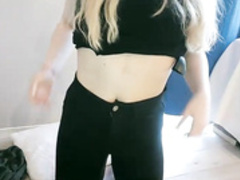 BeckyTras shows her belly - Round 6