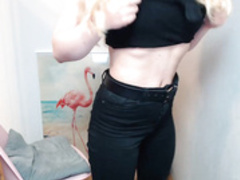 BeckyTras shows her belly - Round 5