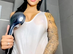 Natasha Noelle shower
