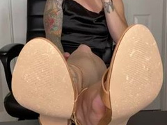 Hot Blonde Foot Fetish Joi Therapy