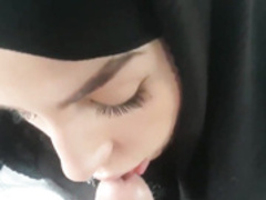 Hijab muslim girl blowjob and titty fuck