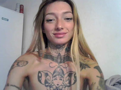 tessea from myfreecams at 2019-04-08