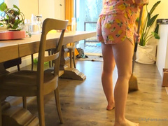 Rose Kelly Onlyfans Cleaning Kitchen Video Leaked