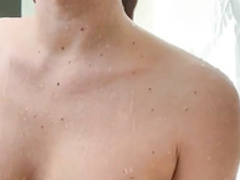 CarolinaHerer boob completely naked shower