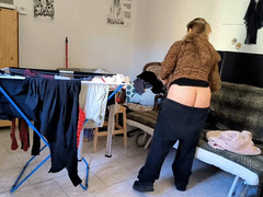 SICK CLEANING WITH HUGE BUTTCRACK FALLING PANTS
