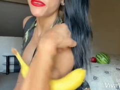 Miss Marcie - The Fruit Crusher (Full clip on DreamscUmtrue C4S, MV, IWC)