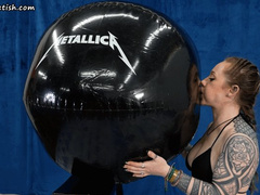 Jaiden Inflates 48-inch Metallica Beach Ball by Mouth HD (1920x1080)