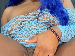 Blue Ebony Girl Gets Wet and Messy
