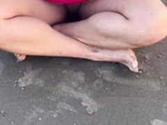 Hotyogawife teasing by the beach (5 september 2022)