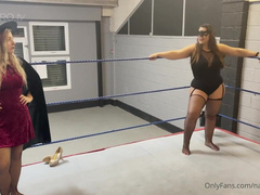 Nadia sapphire barefoot wrestling
