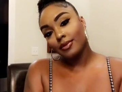 Mslaytonbenton wanna play with these oily tits xxx onlyfans porn videos
