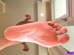 Dior Stomping Your Face - HD MP4