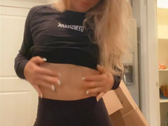 Livvalittle moving yourself sucks need some help _❤️ xxx onlyfans porn videos