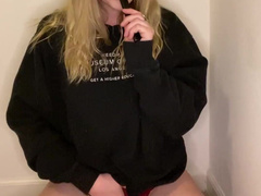 Hawyee420unfltrd jerk your high cock while i tease you baby a post dedicated to my stoner subs xxx onlyfans porn videos