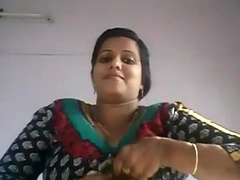 bhabhi hot boobs