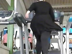 Candid BBW Milf - Big Round Booty On Treadmill