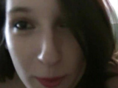 Amateur Girl Masturbate Horny Front Of Webcam