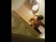 VIDEO5 Girl in hotel shower.mp4
