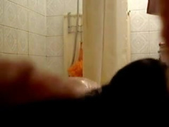 Espiada en la ducha a mi hermana 2