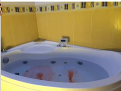 Bubblekush7 sexy bath (sry no sound)