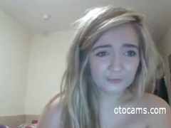 Cute blonde cums on webcam - otocams.com
