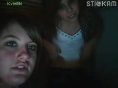 3 cute friends do some flashing on stickam
