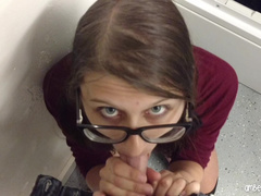 AmberSonata Risky Bj At Public Hotel Laundromat in private premium video
