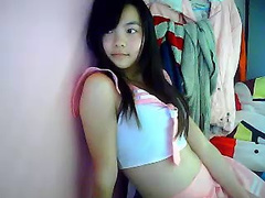 miss4u young asian camgirl strips to completely naked