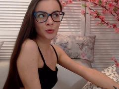 Petite Brunette Babe Hot And Sexy On Cam