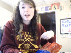Kerayz_2017_tells a hot story about carrots in her puss