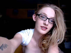 supersexy blondy tits glasses