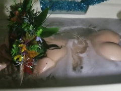 PETITE FLOWER GIRL BATH MANYVIDS PREVIEW